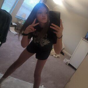 Meet your Posher, Hazel